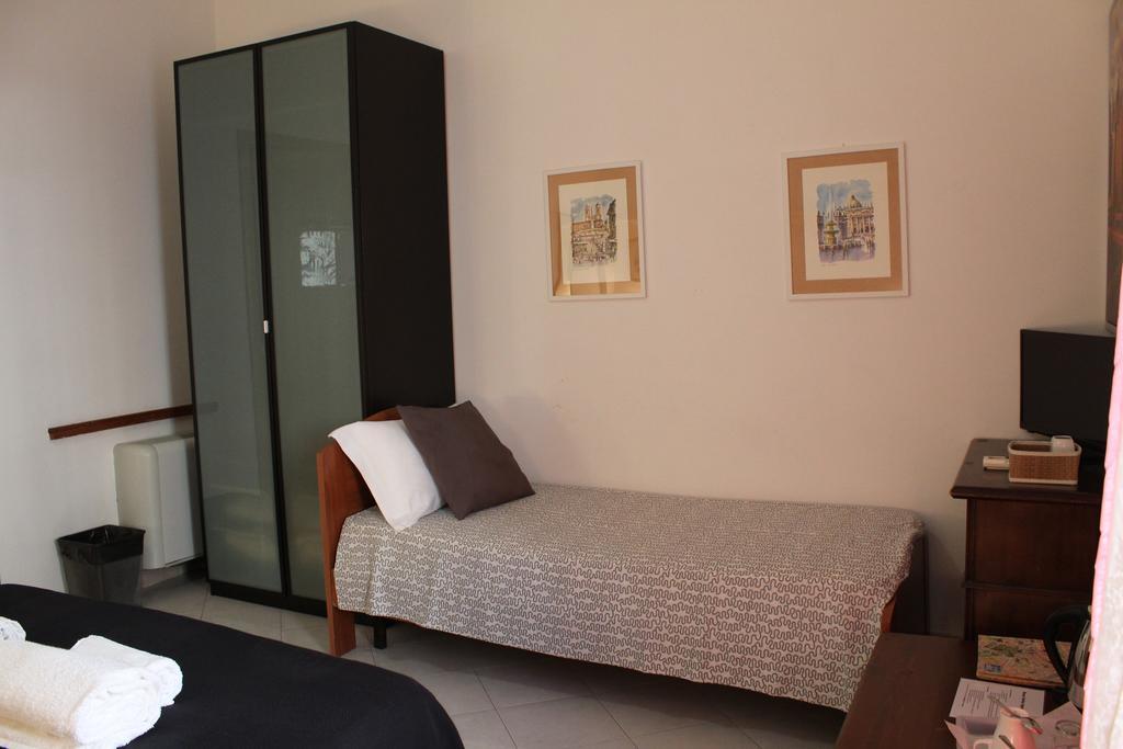 Suites Holiday Rooms Gasthuis Rome