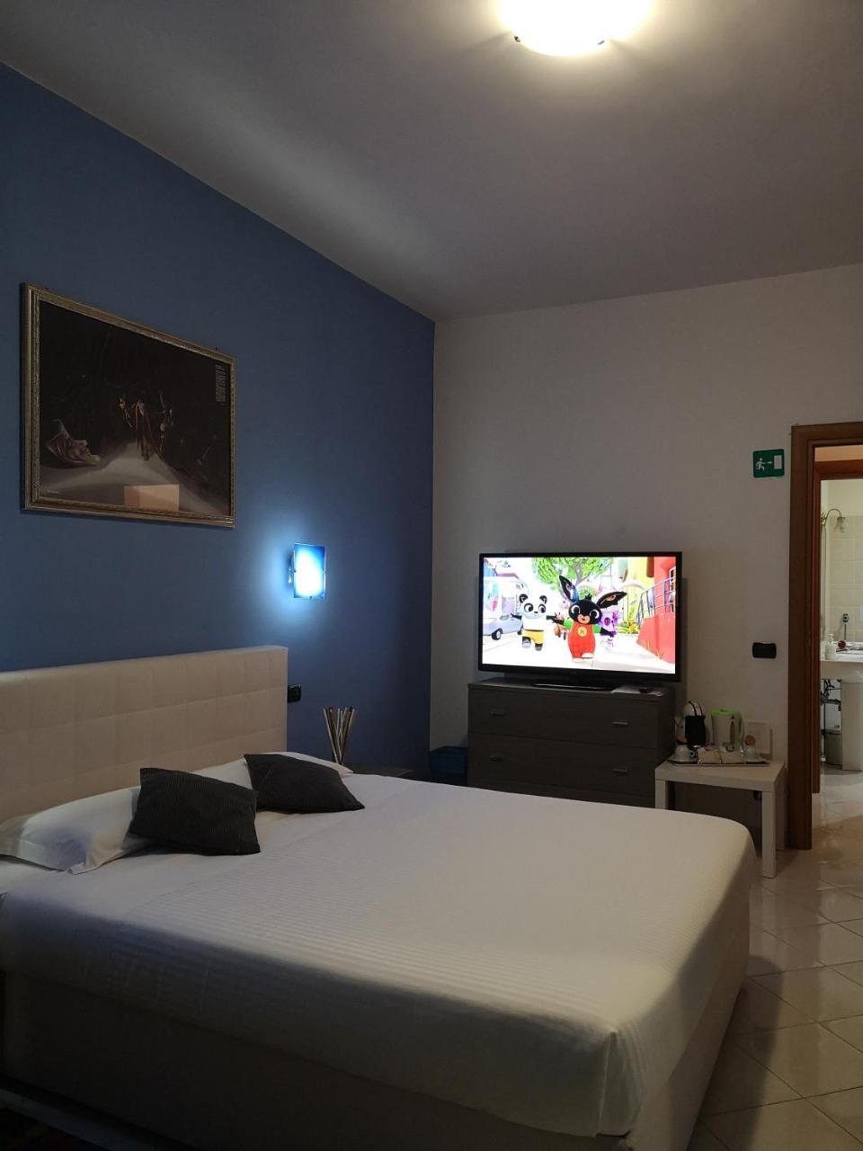 Suites Holiday Rooms Gasthuis Rome